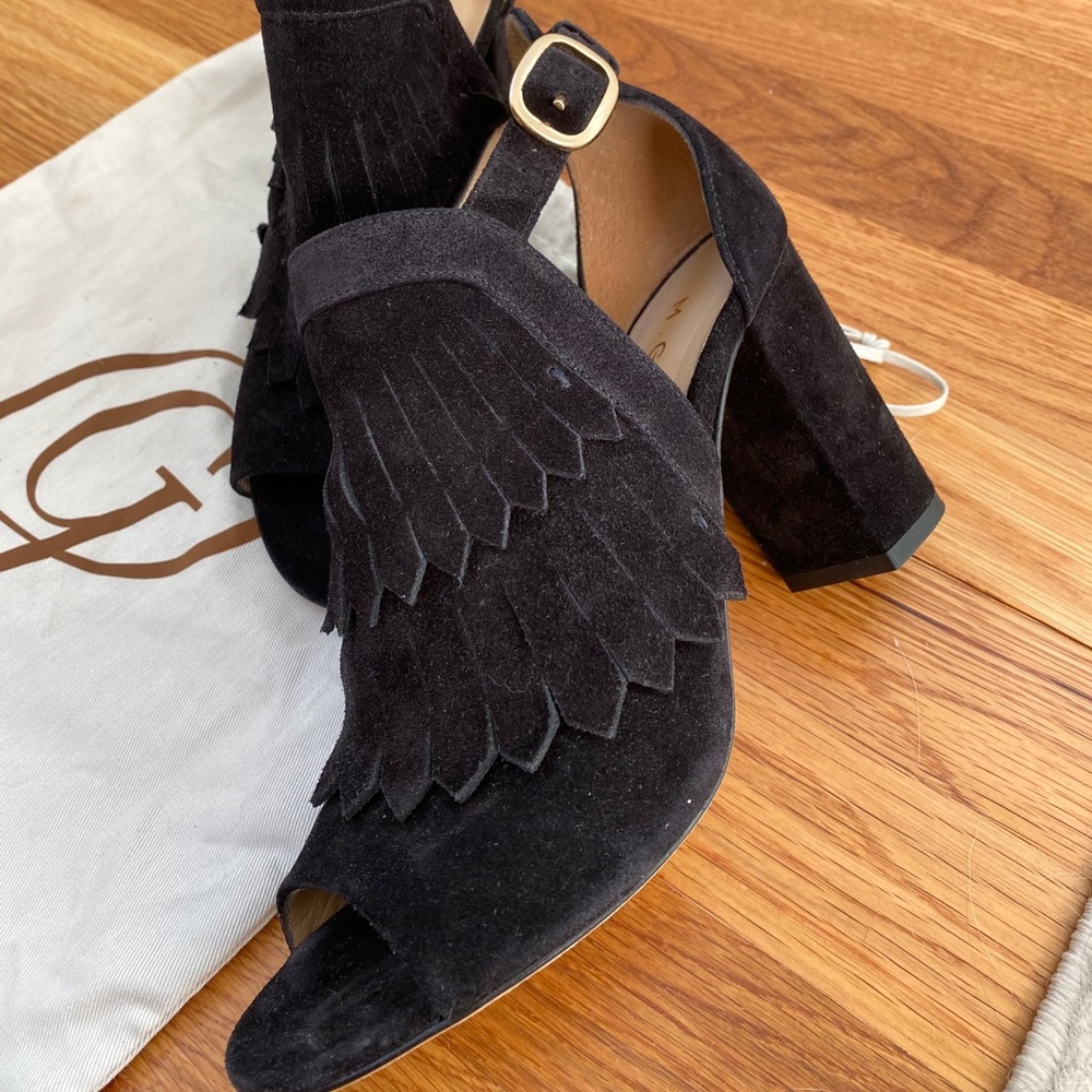 M Gemi Tasseled Heels